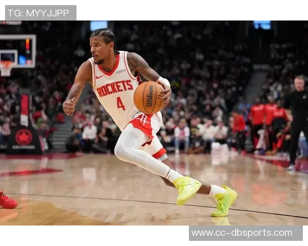 阿伦盛赞杰伦格林提升球队活力让比赛变得轻松愉快