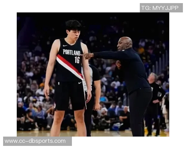 华子巨星表现震撼全场杨瀚森小步迈出中国篮球新篇章