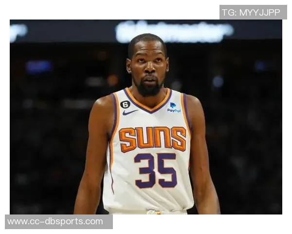 杜兰特谈更衣室角色：成为队友们可以依赖的信任之源