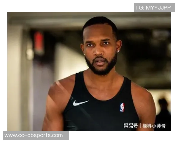 近三季仅有小莫布里和文班两人单场达到15分10板5助5帽且命中率超过70