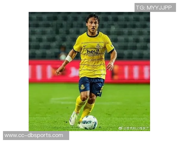 麦卡哥哥:身材不高但技巧出众,我们总能找到进球的机会